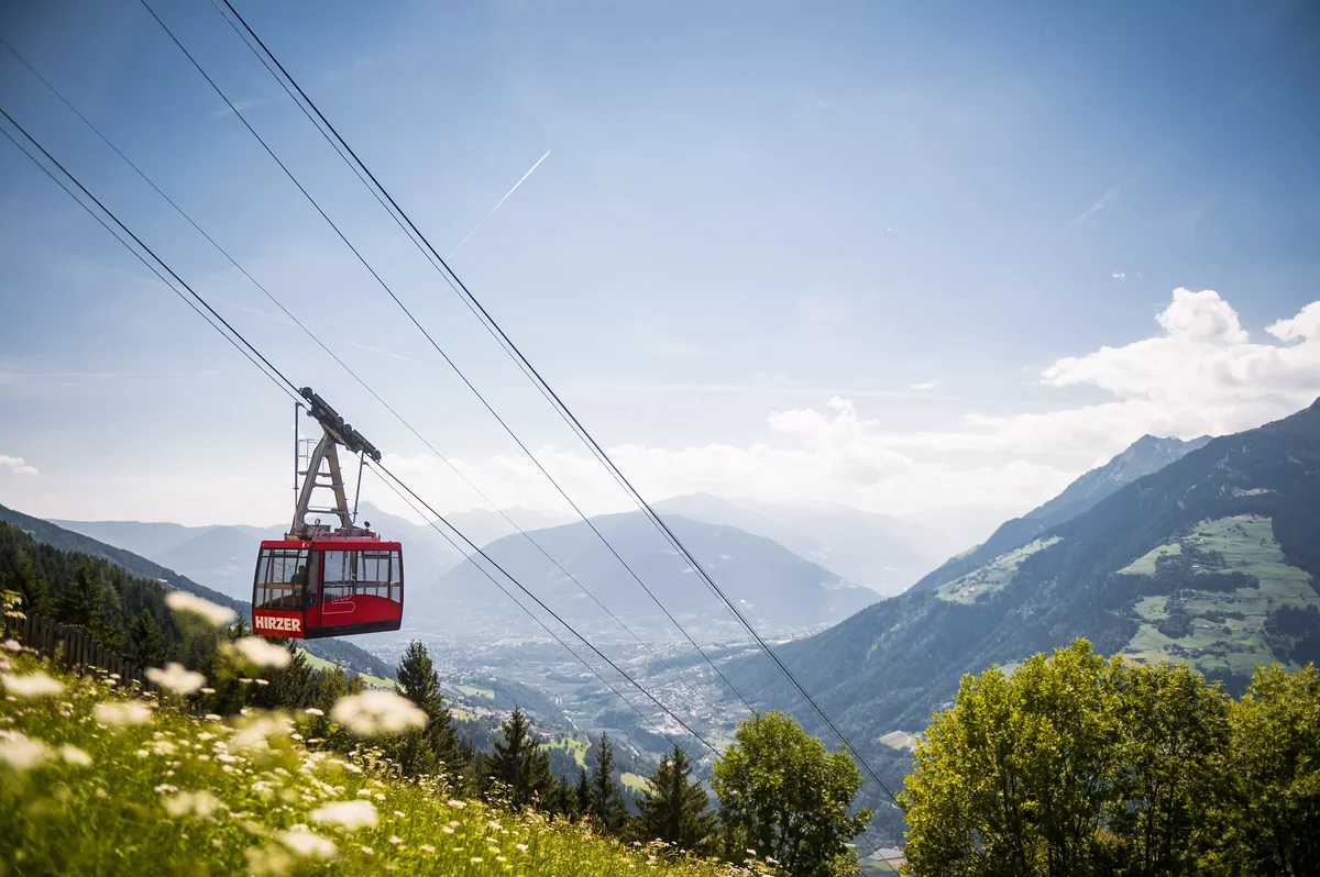 Wie weit ist die nächste Bergbahn entfernt?